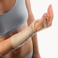 BORT Arm Handgel.Stütze m.Alusch.re.M haut - 1St